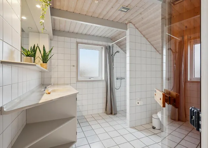 Amazing In With Sauna Feriehus Hvide Sande
