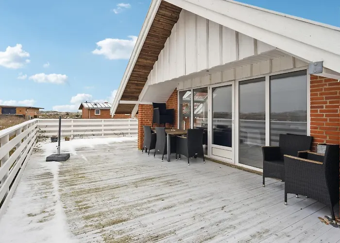 Amazing In With Sauna Feriehus Hvide Sande